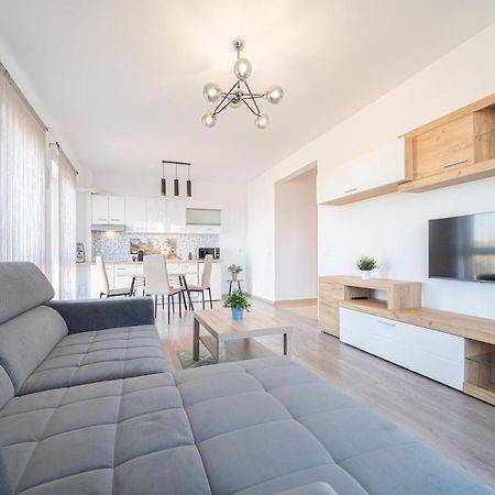 Apartamento Serene Flat Oradea Exterior foto