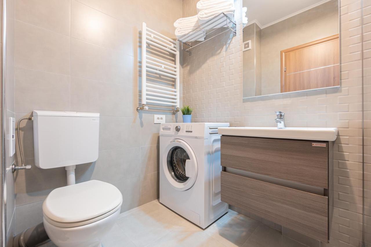 Apartamento Serene Flat Oradea Exterior foto