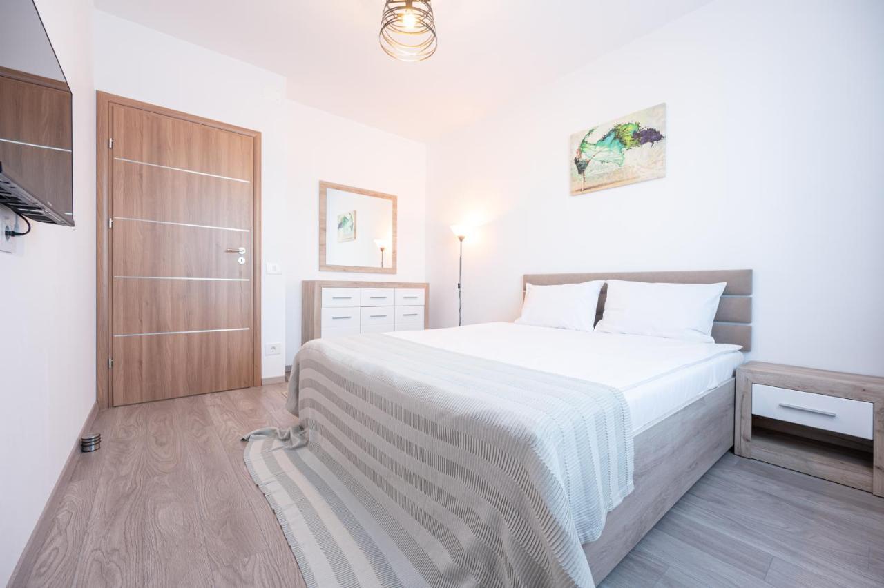 Apartamento Serene Flat Oradea Exterior foto