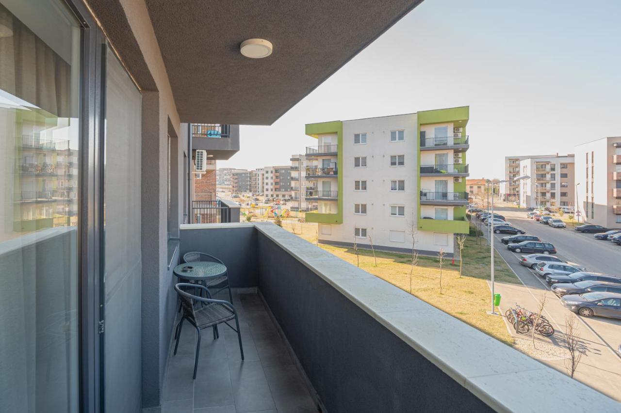 Apartamento Serene Flat Oradea Exterior foto